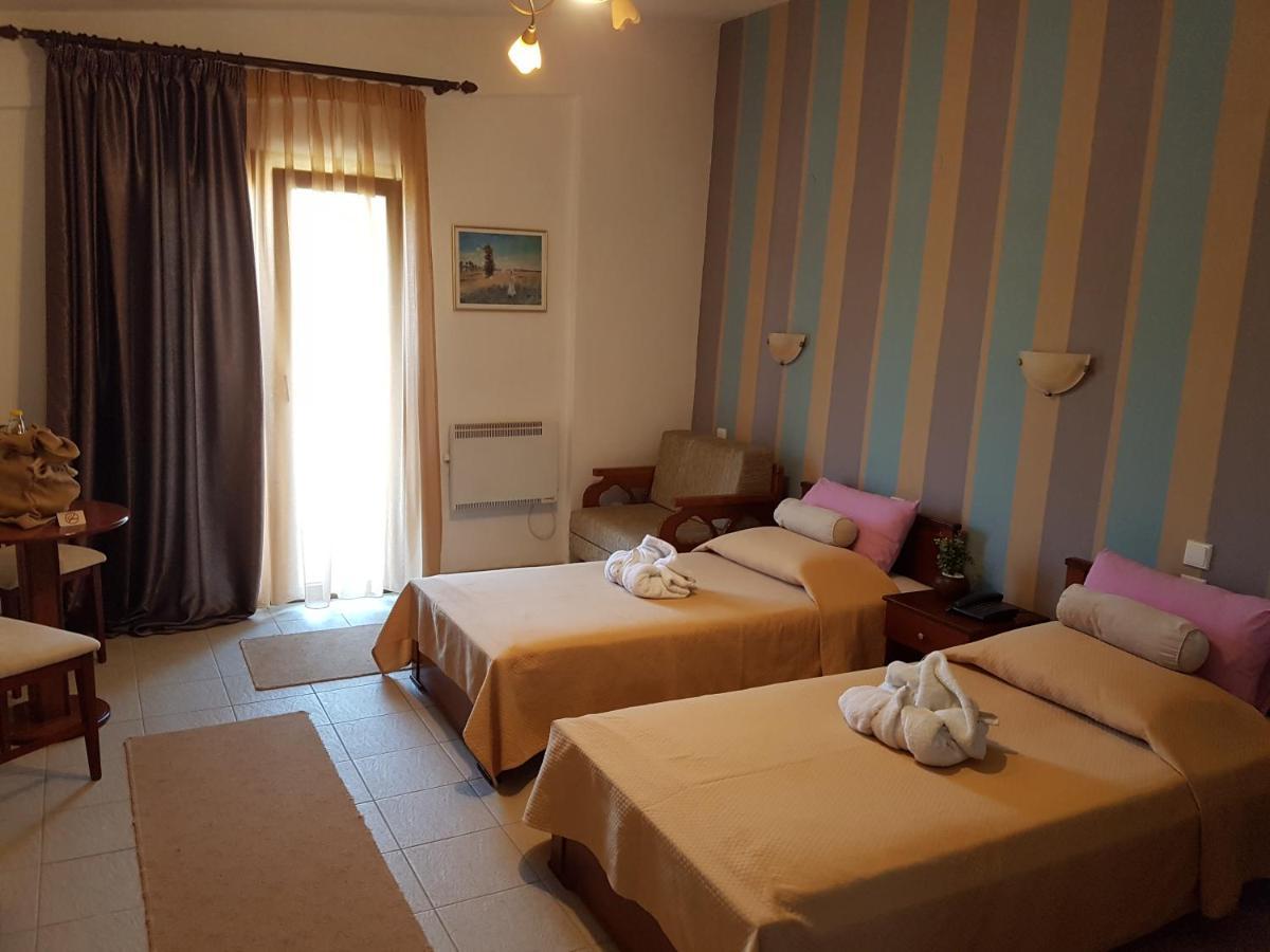 Hotel Metoxi Spilia  Exterior photo